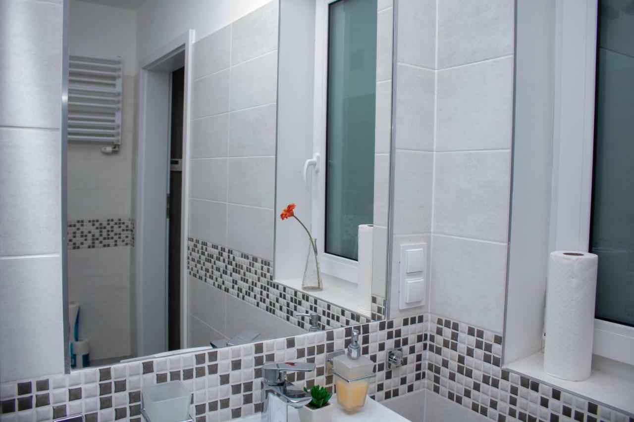 Apartament Z Ogrodkiem Trzesacz Exterior photo